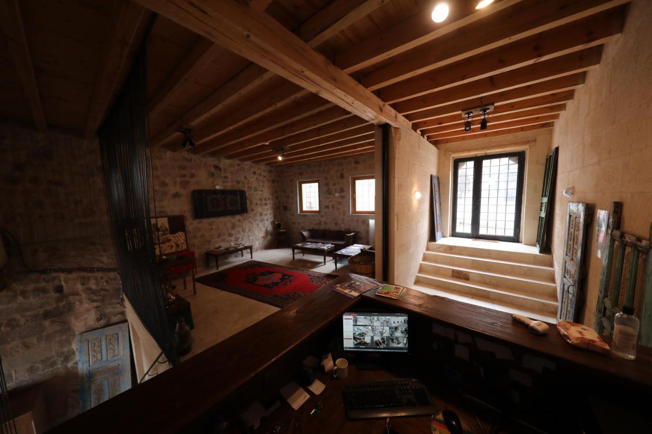 Helike Cave Suites Учгісар Екстер'єр фото