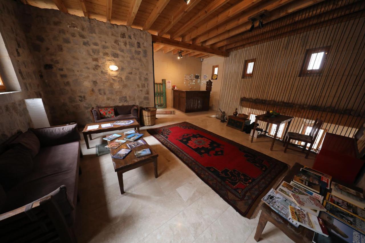 Helike Cave Suites Учгісар Екстер'єр фото