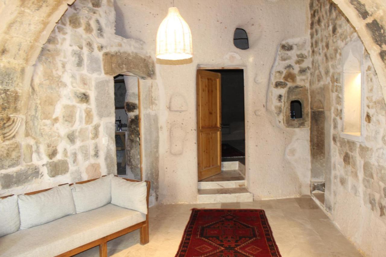 Helike Cave Suites Учгісар Екстер'єр фото