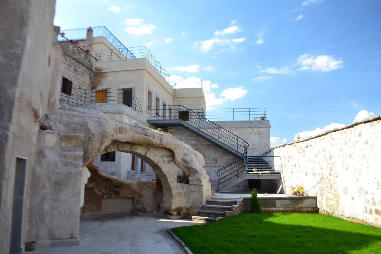 Helike Cave Suites Учгісар Екстер'єр фото